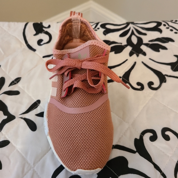 ADIDAS NMD R1 - Picture 10 of 14